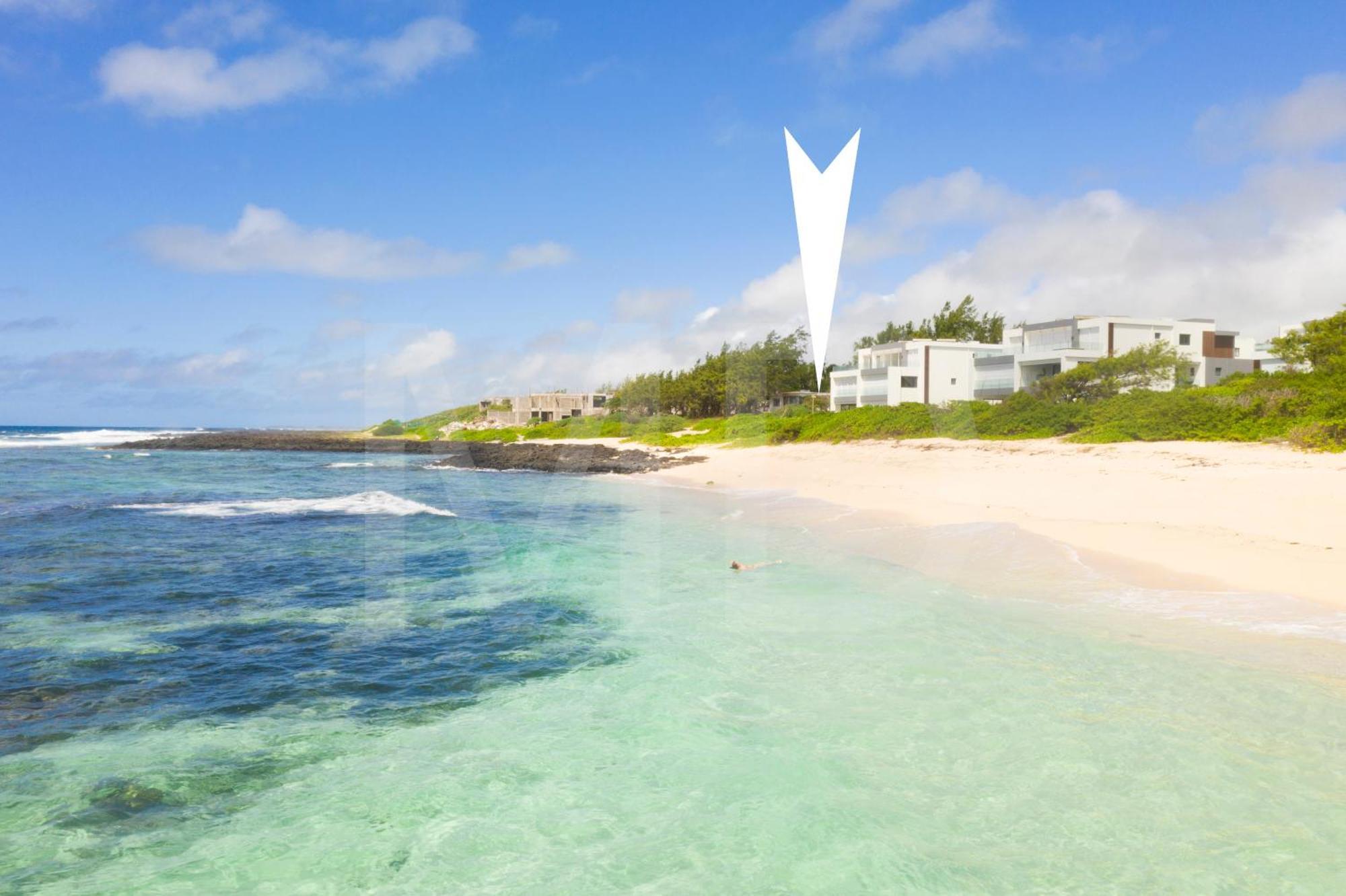 White&Blue Beachfront Luxury Poste Lafayette Екстериор снимка
